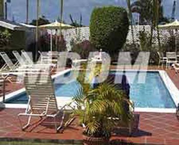 BAYGAR022POOL2