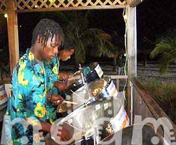 10_JAL091STEELBAND