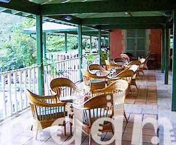 10_JAL137TERRACE