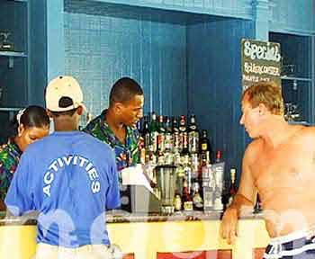 9_JAL028BAR
