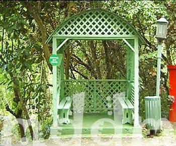 10_JAL150BUSSTOP