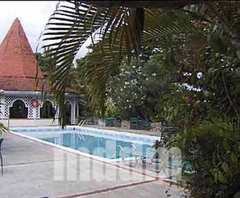 RVOUS031POOL