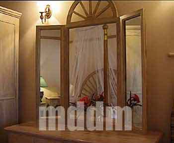 RVOUS008ROOM