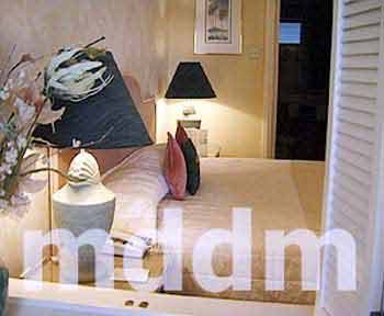 ROYAL052BED